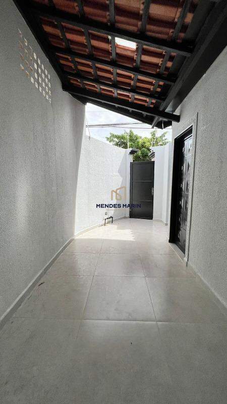 Casa à venda no Conjunto Habitacional Hilda Mandarino: 