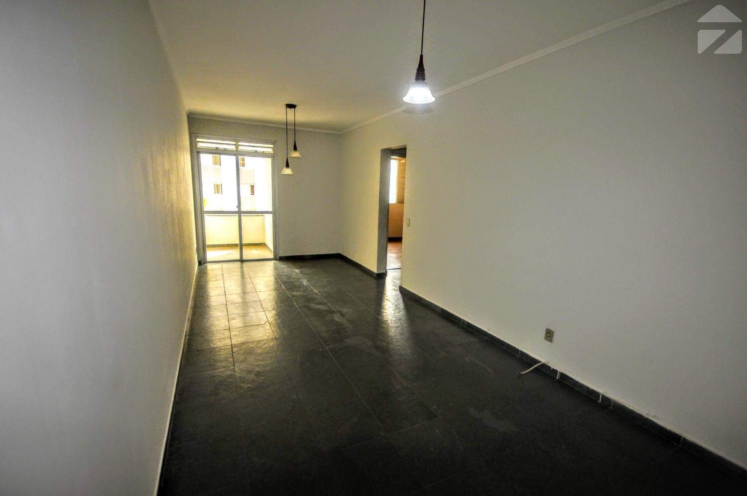 Apartamento em Bosque, Campinas - SP | Zelo Imóveis: Sala de estar