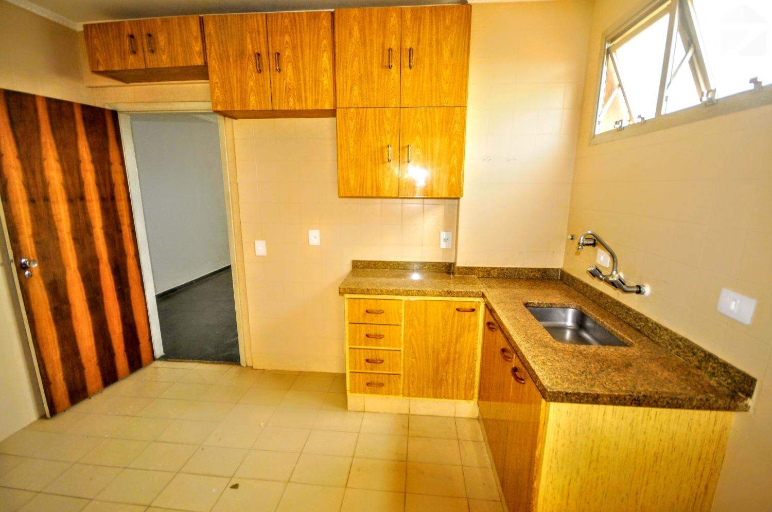 Apartamento em Bosque, Campinas - SP | Zelo Imóveis: Cozinha