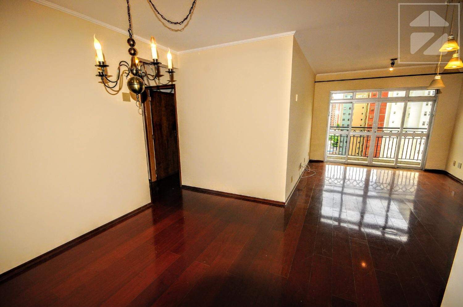 Apartamento em Cambuí, Campinas - SP | Zelo Imóveis: 