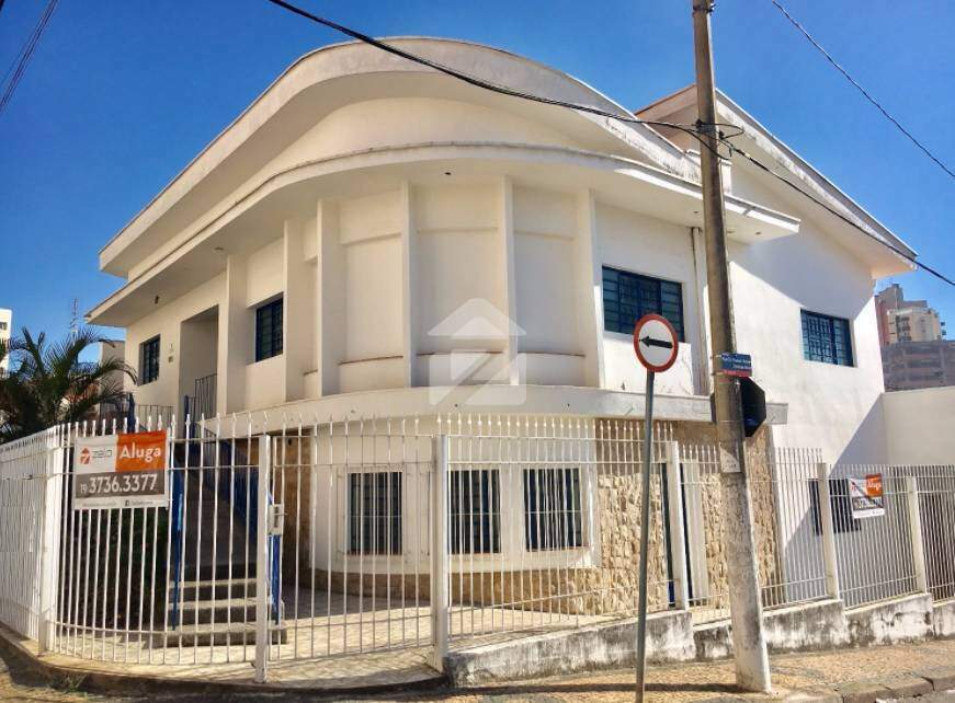 Casa em Botafogo, Campinas - SP | Zelo Imóveis: 
