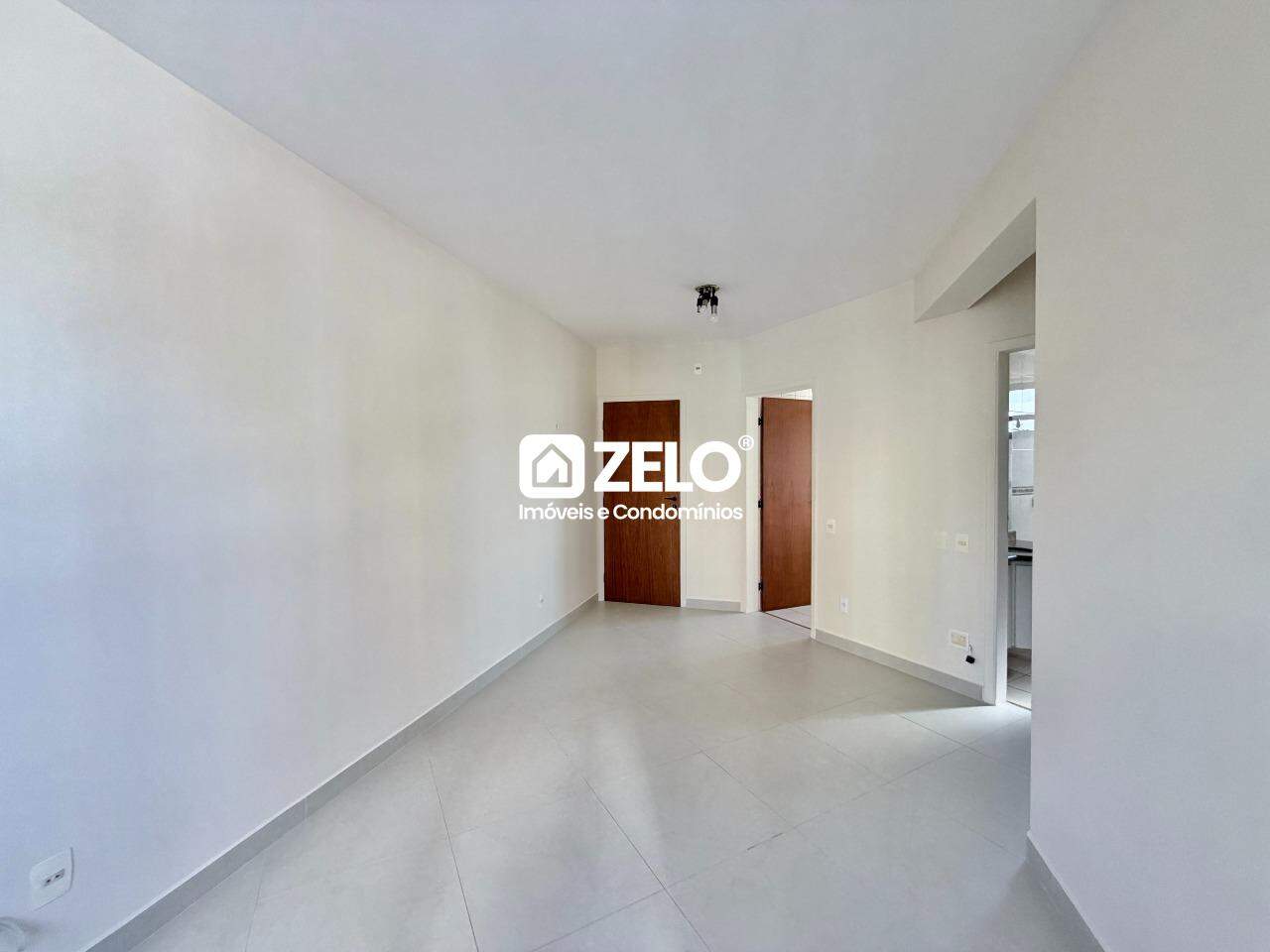 Apartamento em Cambuí, Campinas - SP | Zelo Imóveis: Sala de estar