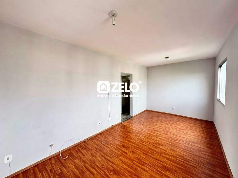 Apartamento em Taquaral, Campinas - SP | Zelo Imóveis: Sala de estar