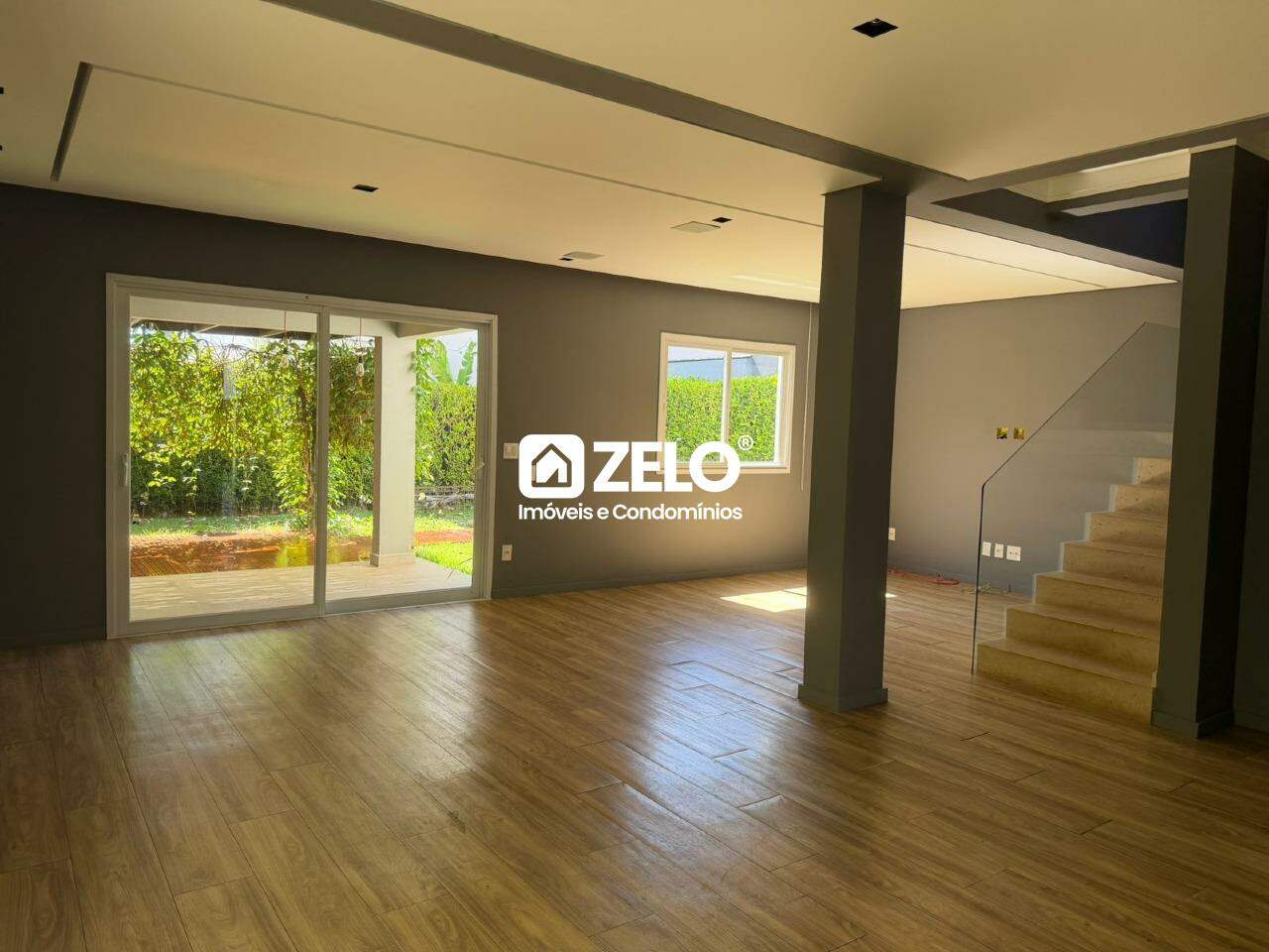 Casa em Bairro das Palmeiras, Campinas - SP | Zelo Imóveis: Sala de estar