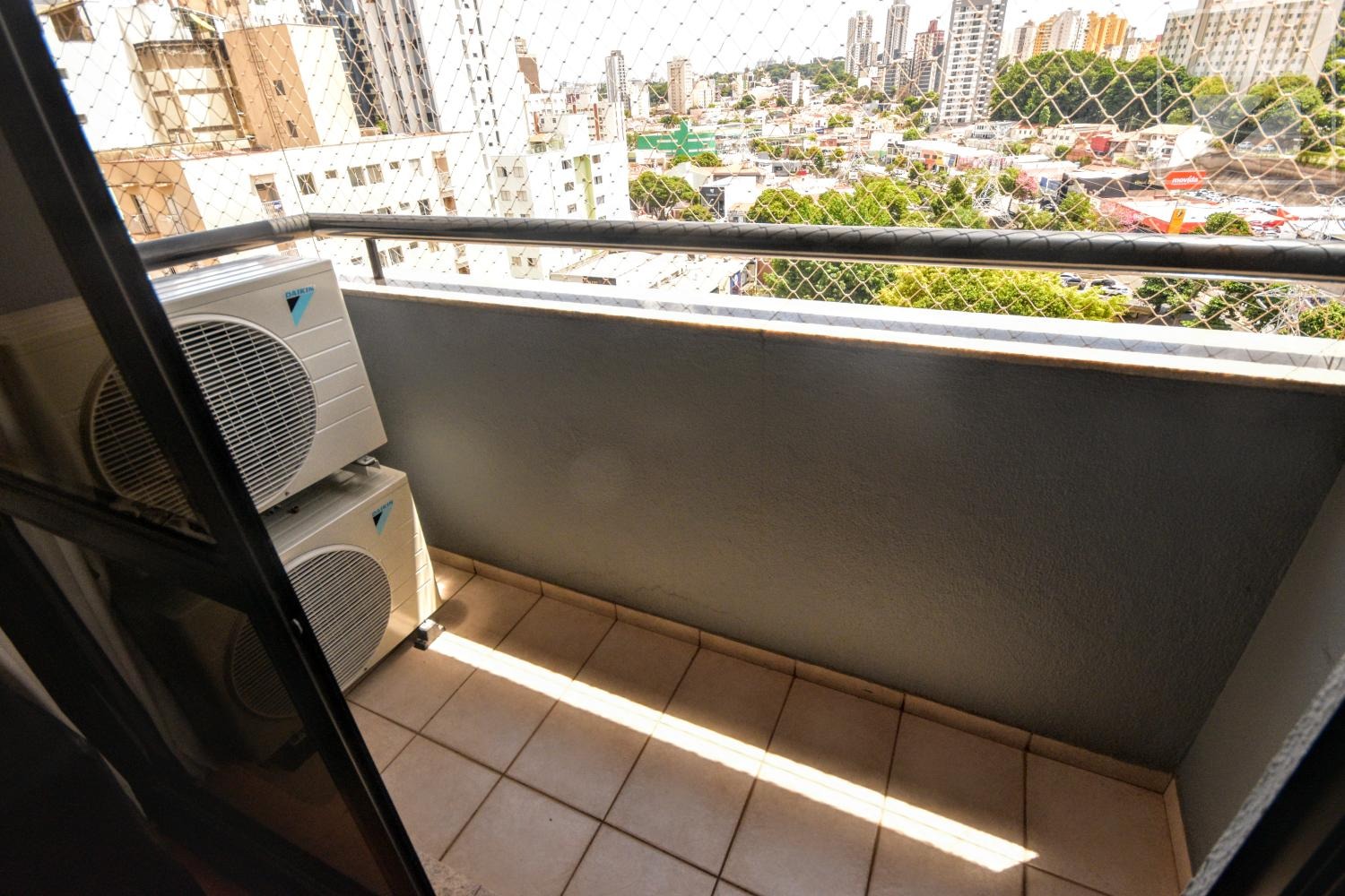 Apartamento em Cambuí, Campinas - SP | Zelo Imóveis: 