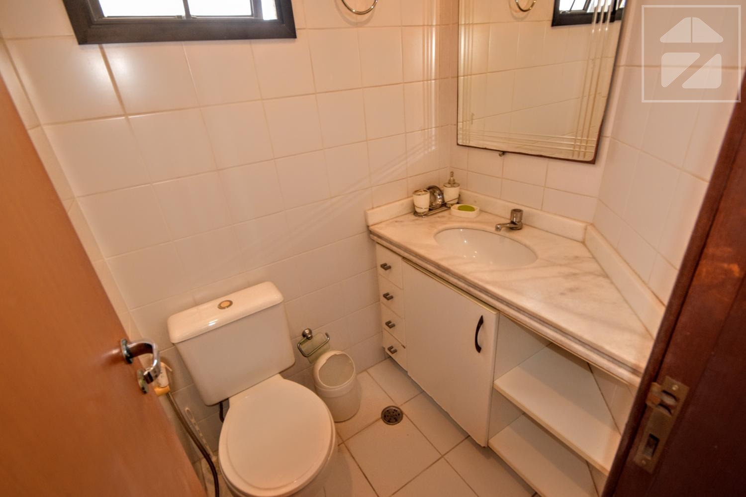 Apartamento em Cambuí, Campinas - SP | Zelo Imóveis: 