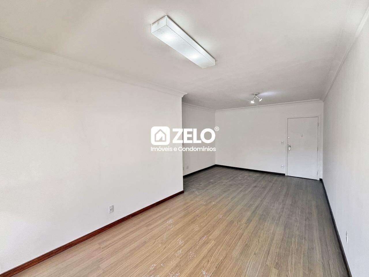 Apartamento em Cambuí, Campinas - SP | Zelo Imóveis: Sala de estar