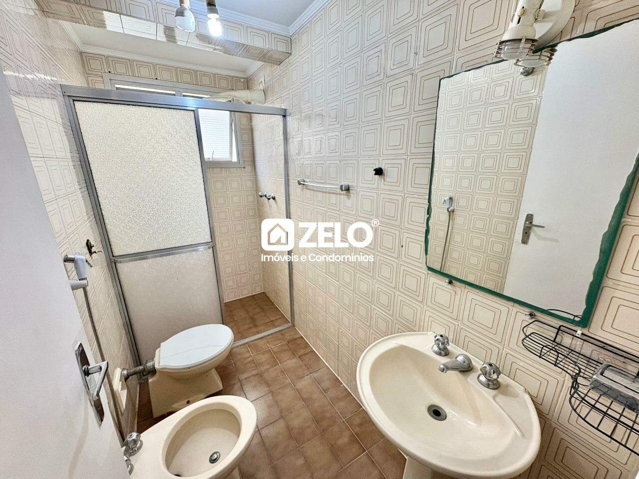Apartamento em Cambuí, Campinas - SP | Zelo Imóveis: Banheiro