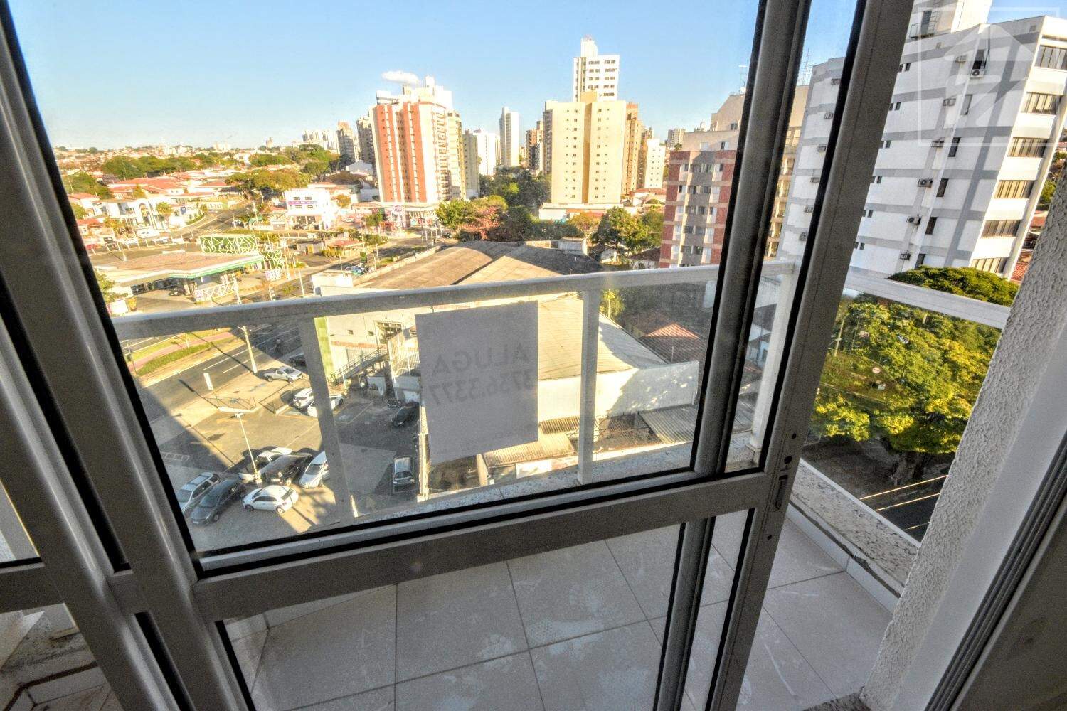 Apartamento em Bosque, Campinas - SP | Zelo Imóveis: Vista da varanda