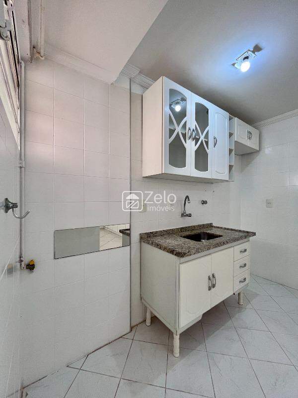 Apartamento em Vila Itapura, Campinas - SP | Zelo Imóveis: Cozinha