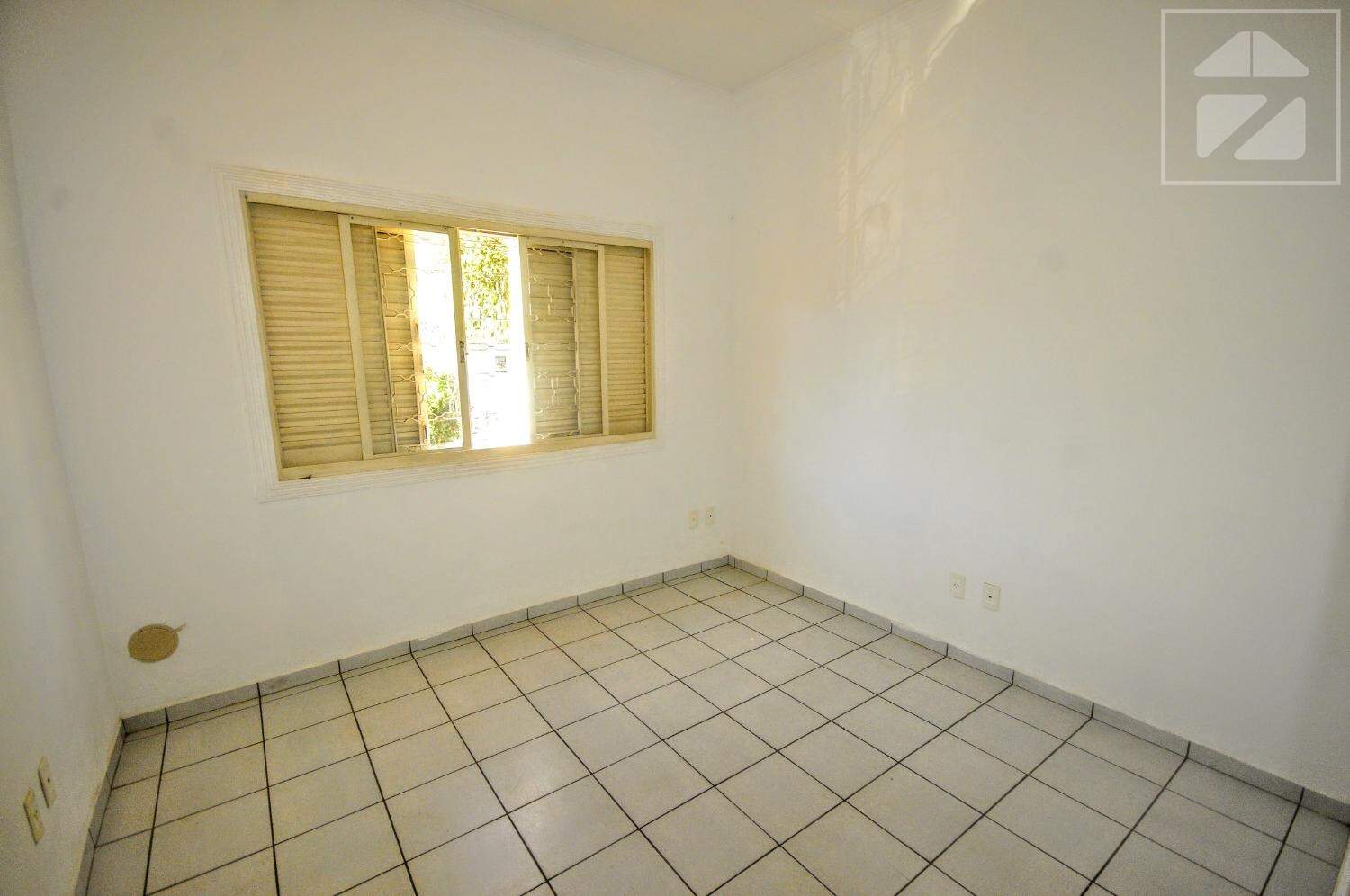 Casa em Vila Itapura, Campinas - SP | Zelo Imóveis: 