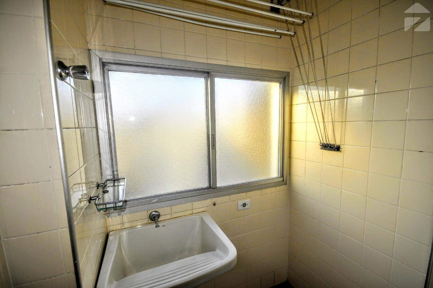Apartamento em Botafogo, Campinas - SP | Zelo Imóveis: Área de serviço