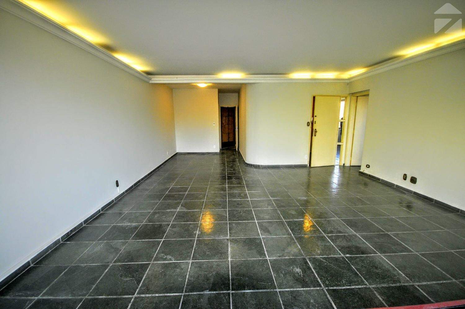 Apartamento em Cambuí, Campinas - SP | Zelo Imóveis: 