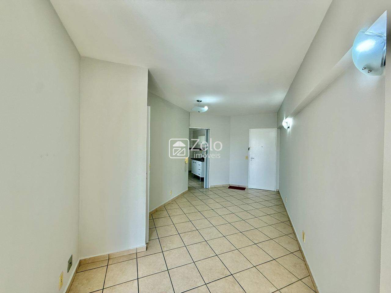 Apartamento em Centro, Campinas - SP | Zelo Imóveis: Sala de estar