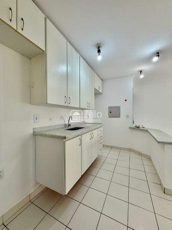 Apartamento em Centro, Campinas - SP | Zelo Imóveis: Cozinha