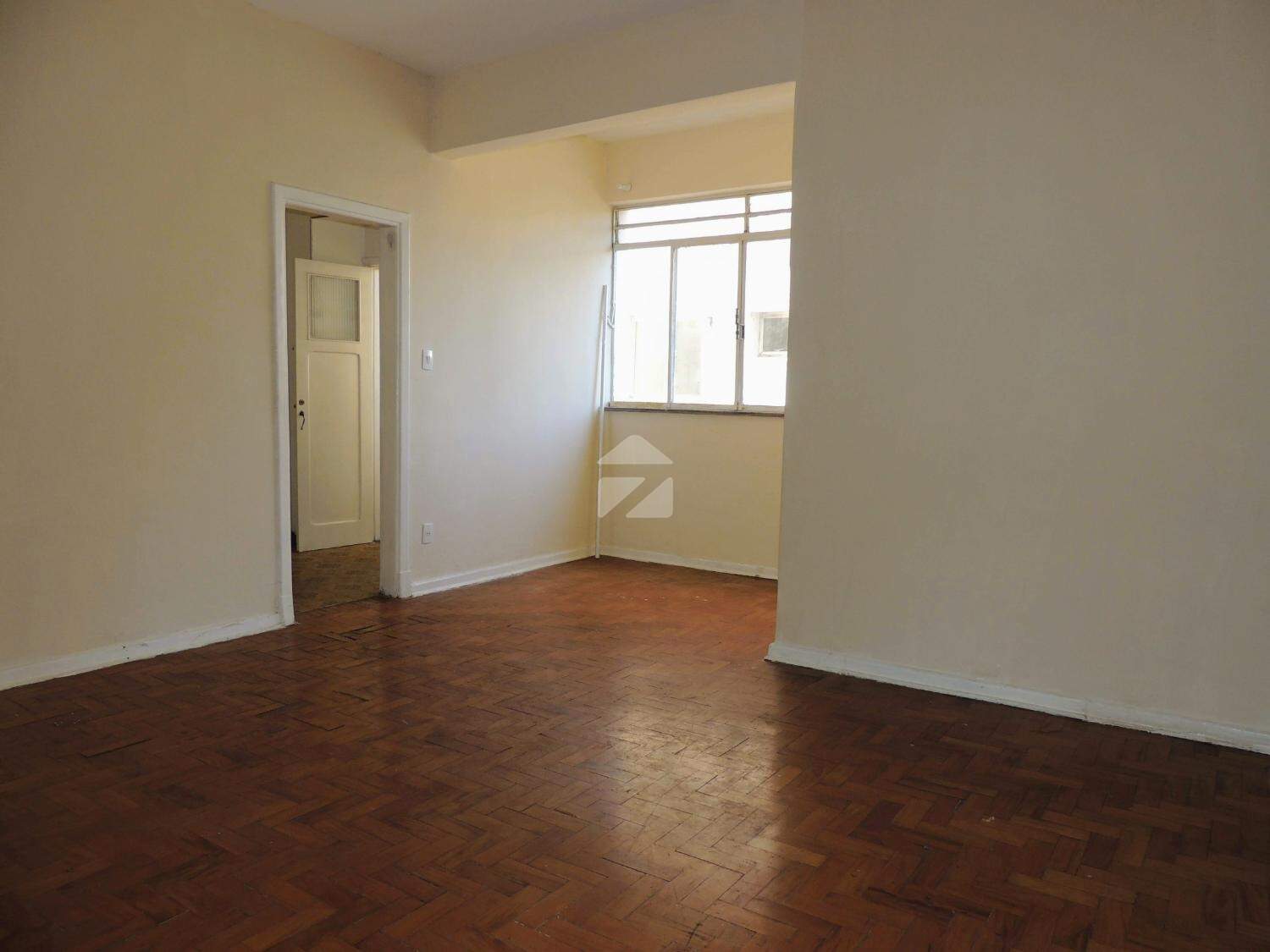 Apartamento em Centro, Campinas - SP | Zelo Imóveis: Sala de estar