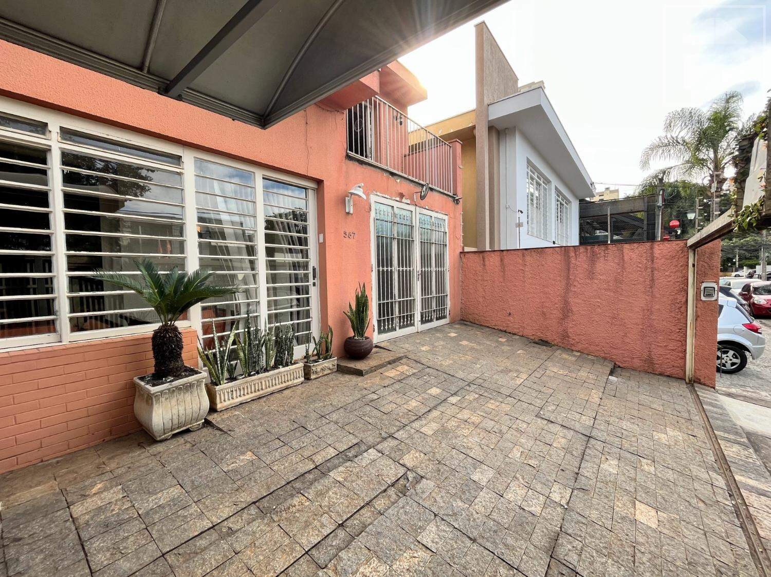 Casa em Cambuí, Campinas - SP | Zelo Imóveis: 