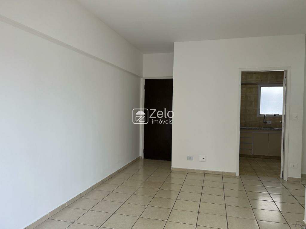 Apartamento em Vila Itapura, Campinas - SP | Zelo Imóveis: Sala de estar