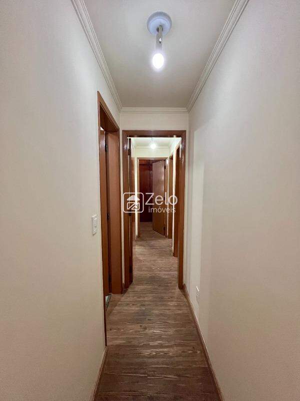 Apartamento em Cambuí, Campinas - SP | Zelo Imóveis: Corredor