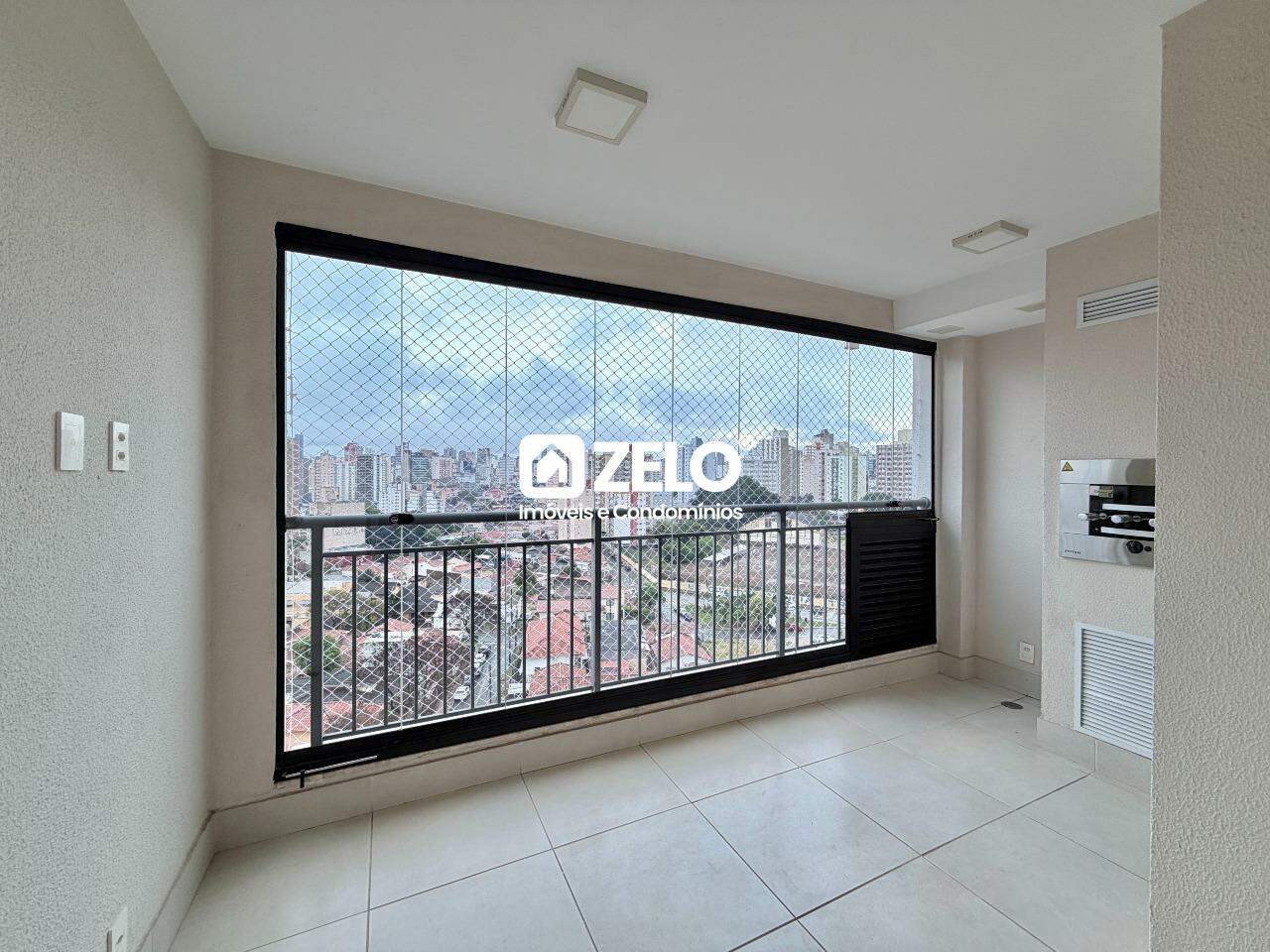 [EMPREENDIMENTO] Apartamento em Botafogo, Campinas - SP | Zelo Imóveis: Varanda com vista