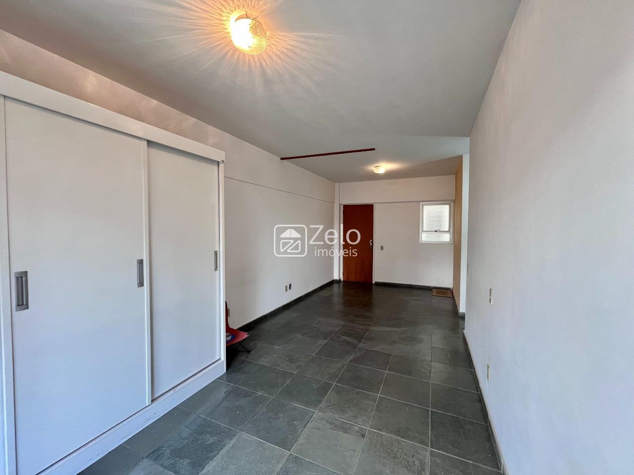 Apartamento em Botafogo, Campinas - SP | Zelo Imóveis: Dormitório com armários