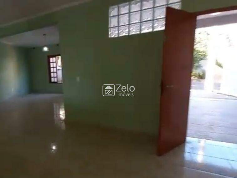 Casa em Loteamento Caminhos de San Conrado, Campinas - SP | Zelo Imóveis: Sala de estar