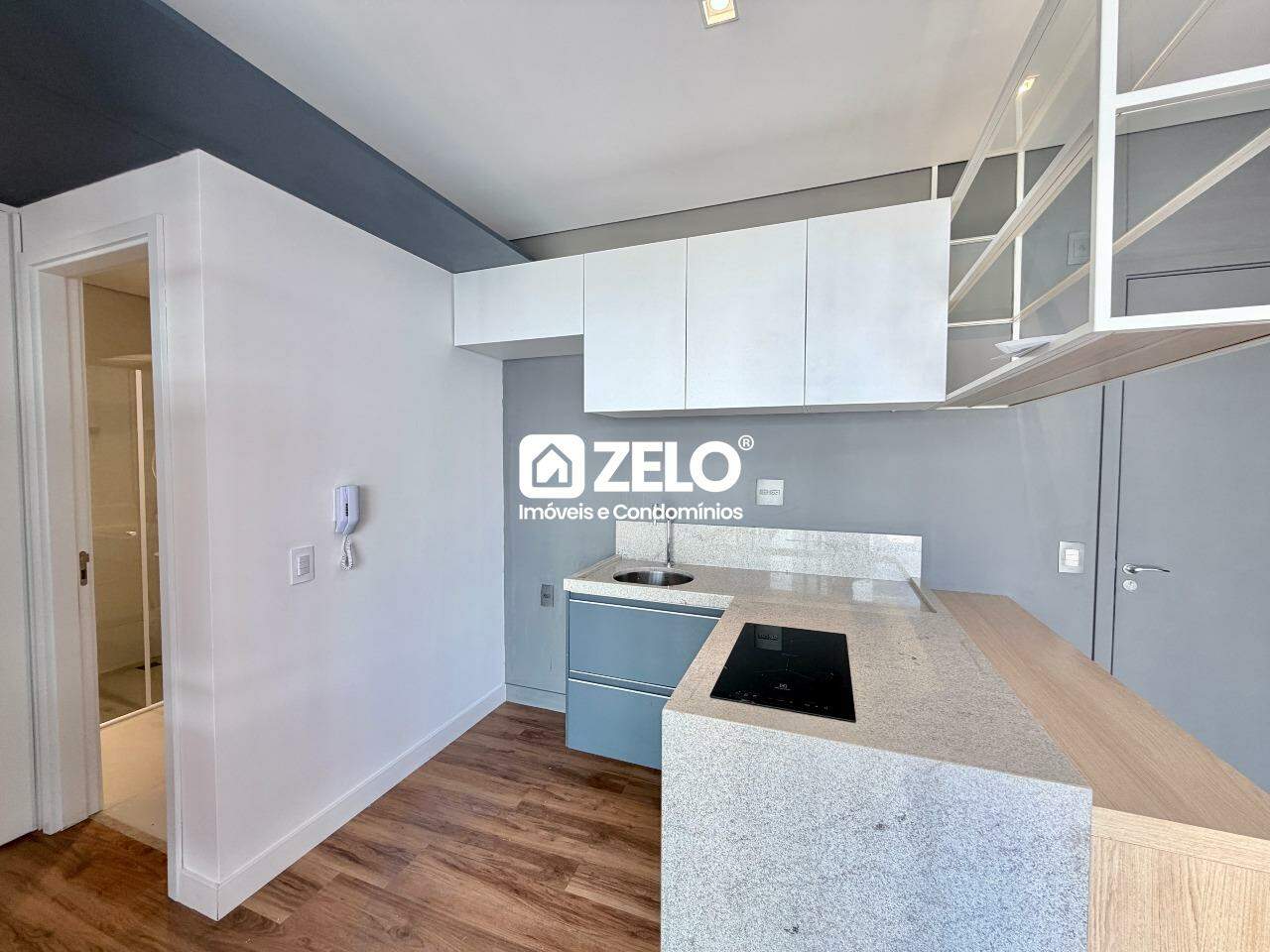 Apartamento em Cambuí, Campinas - SP | Zelo Imóveis: Cozinha
