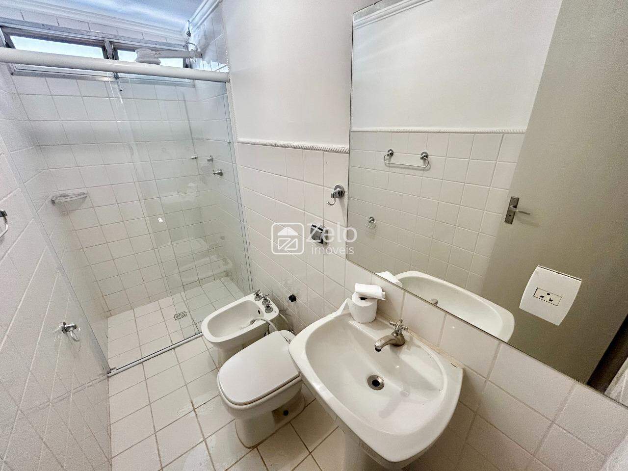 Apartamento em Centro, Campinas - SP | Zelo Imóveis: Banheiro social