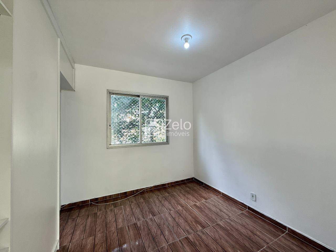Apartamento em Taquaral, Campinas - SP | Zelo Imóveis: Sala de estar
