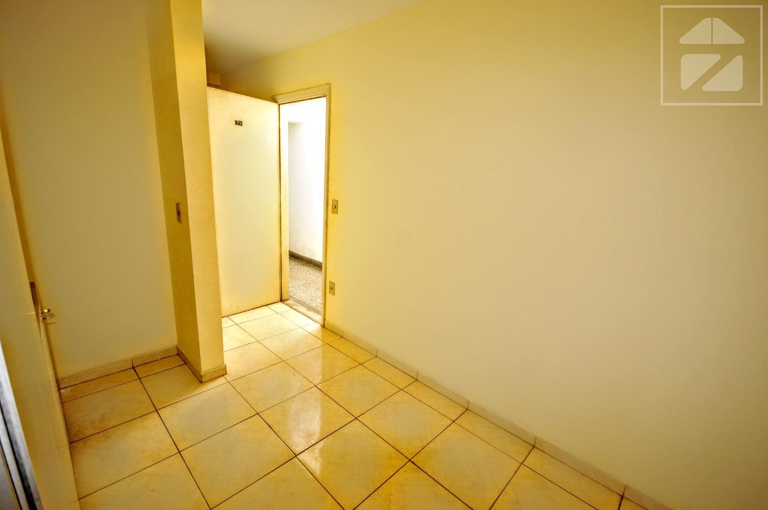 Kitnet em Botafogo, Campinas - SP | Zelo Imóveis: 