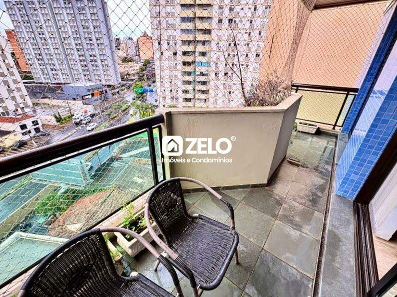 Apartamento em Cambuí, Campinas - SP | Zelo Imóveis: Varanda com vista