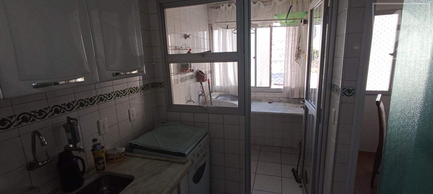 Apartamento em Centro, Campinas - SP | Zelo Imóveis: Cozinha