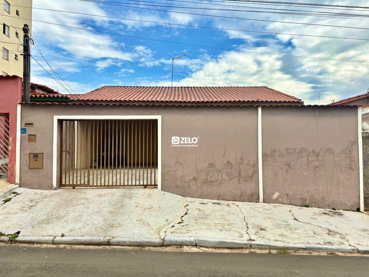 Casa em Jardim Capivari, Campinas - SP | Zelo Imóveis: Fachada da casa