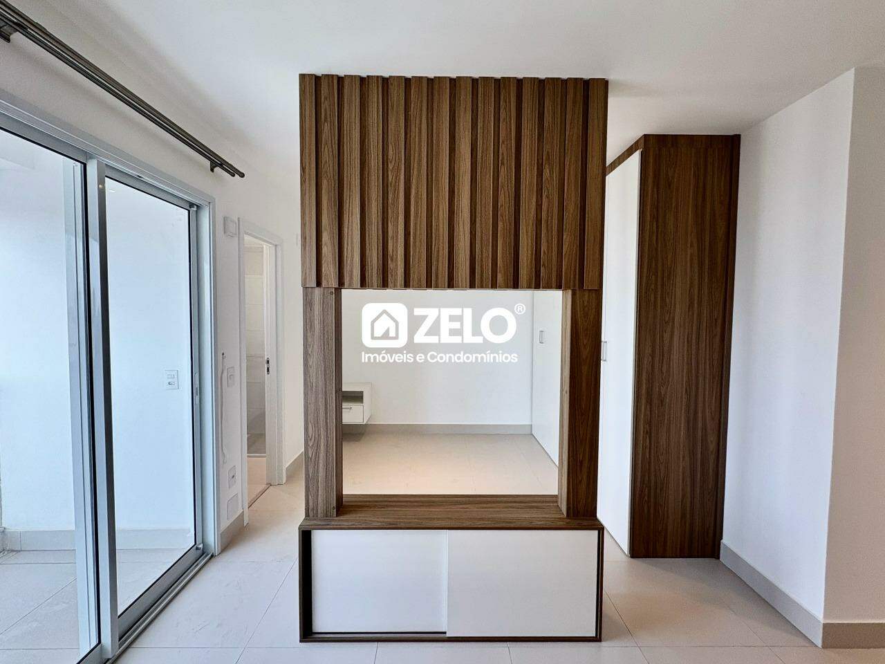 Apartamento em Vila Itapura, Campinas - SP | Zelo Imóveis: Sala de estar