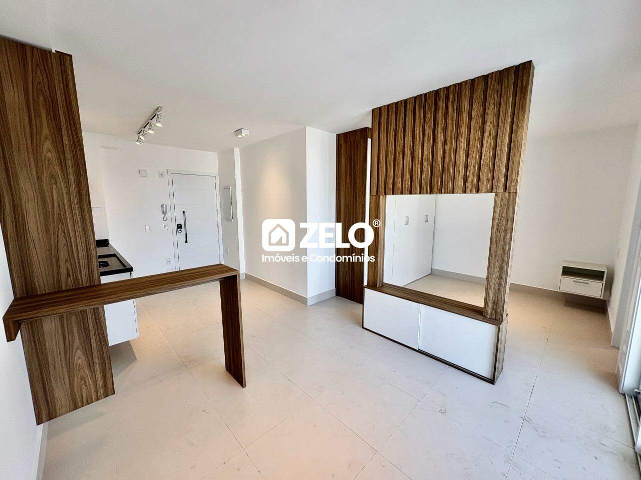 Apartamento em Vila Itapura, Campinas - SP | Zelo Imóveis: Sala de estar