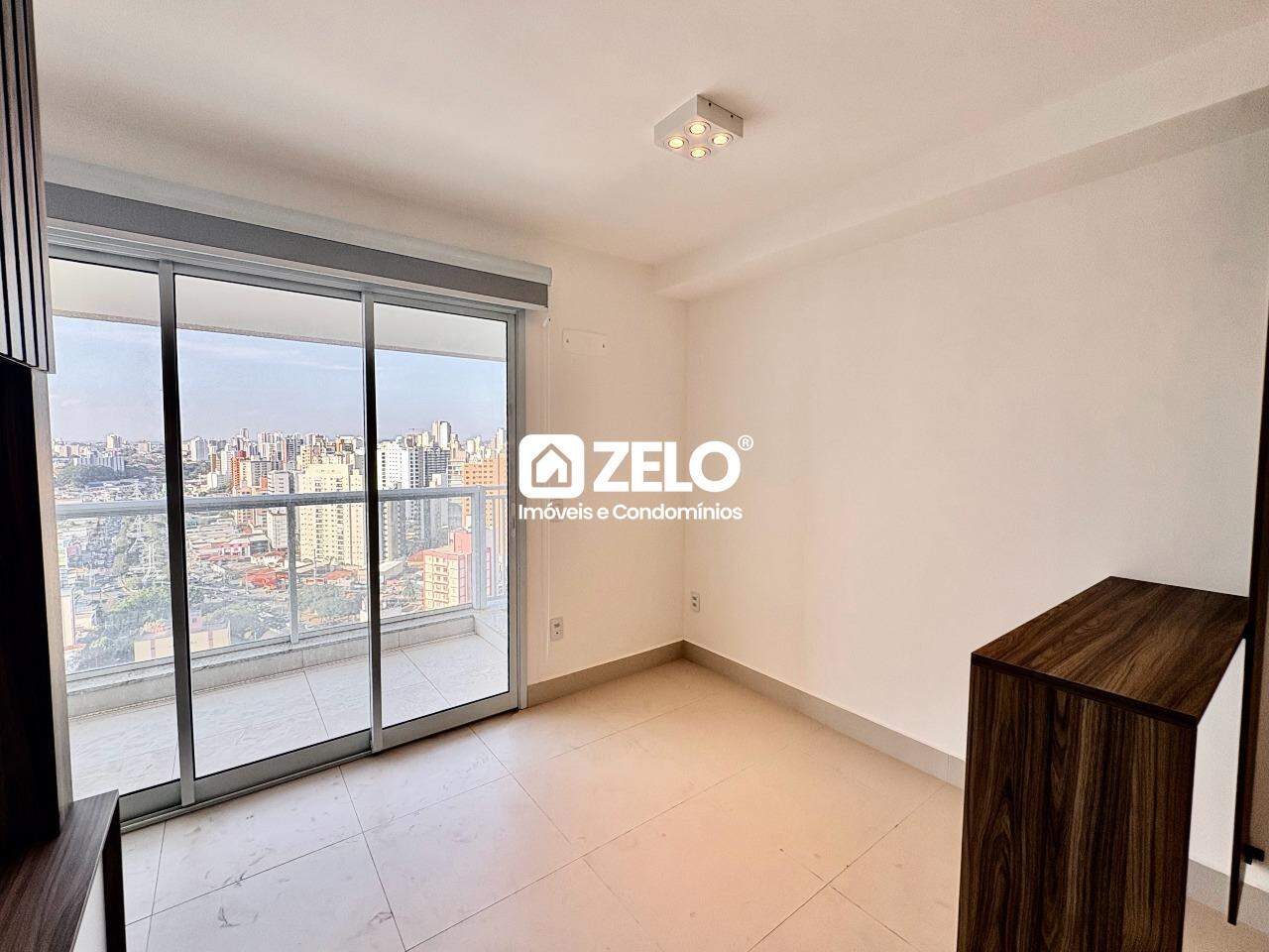 Apartamento em Vila Itapura, Campinas - SP | Zelo Imóveis: Sala de estar
