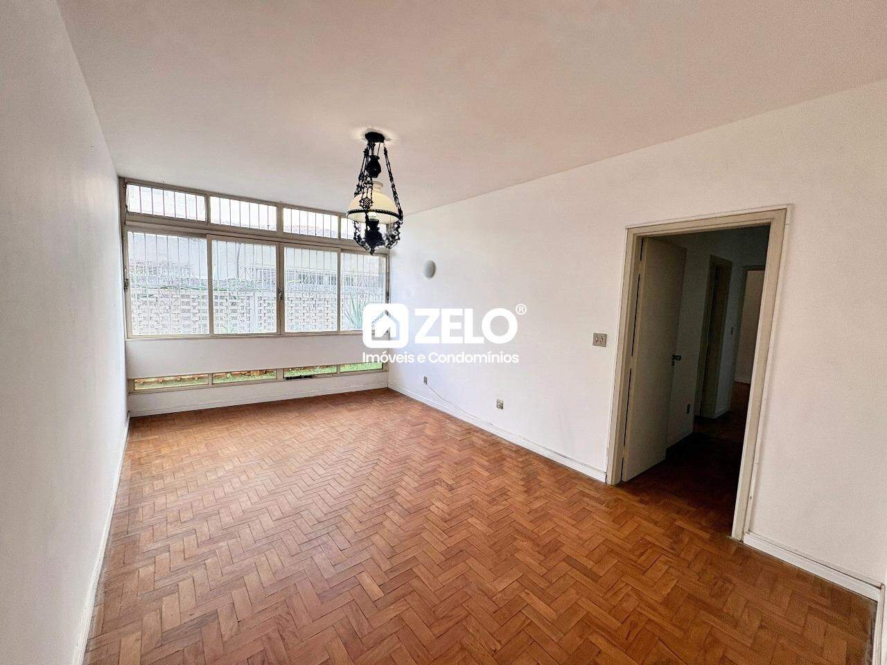 Apartamento em Centro, Campinas - SP | Zelo Imóveis: Sala de estar