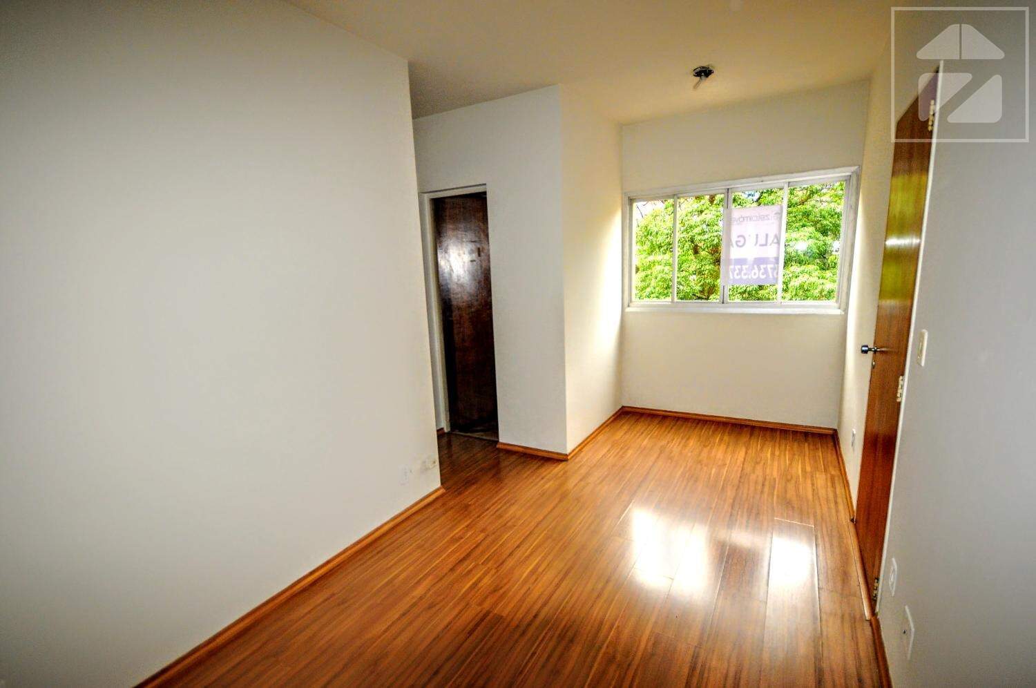 Apartamento em Centro, Campinas - SP | Zelo Imóveis: Sala de estar