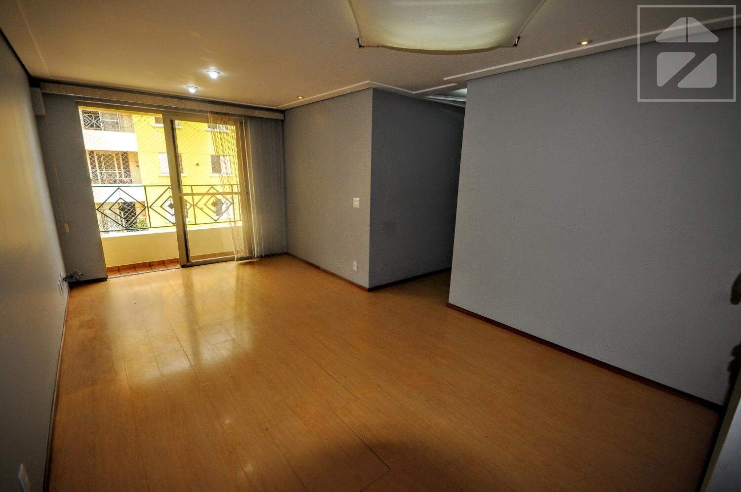 Apartamento em Vila Nova, Campinas - SP | Zelo Imóveis: Sala de estar