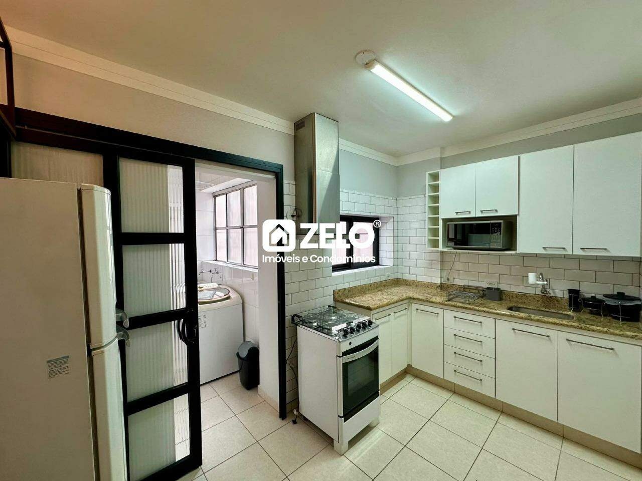Apartamento em Centro, Campinas - SP | Zelo Imóveis: Cozinha