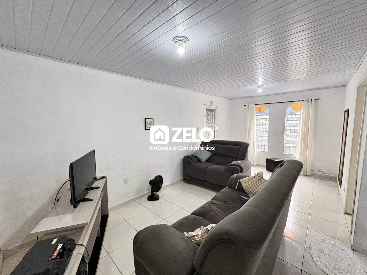 Casa em Vila Trinta e Um de Março, Campinas - SP | Zelo Imóveis: Sala de estar