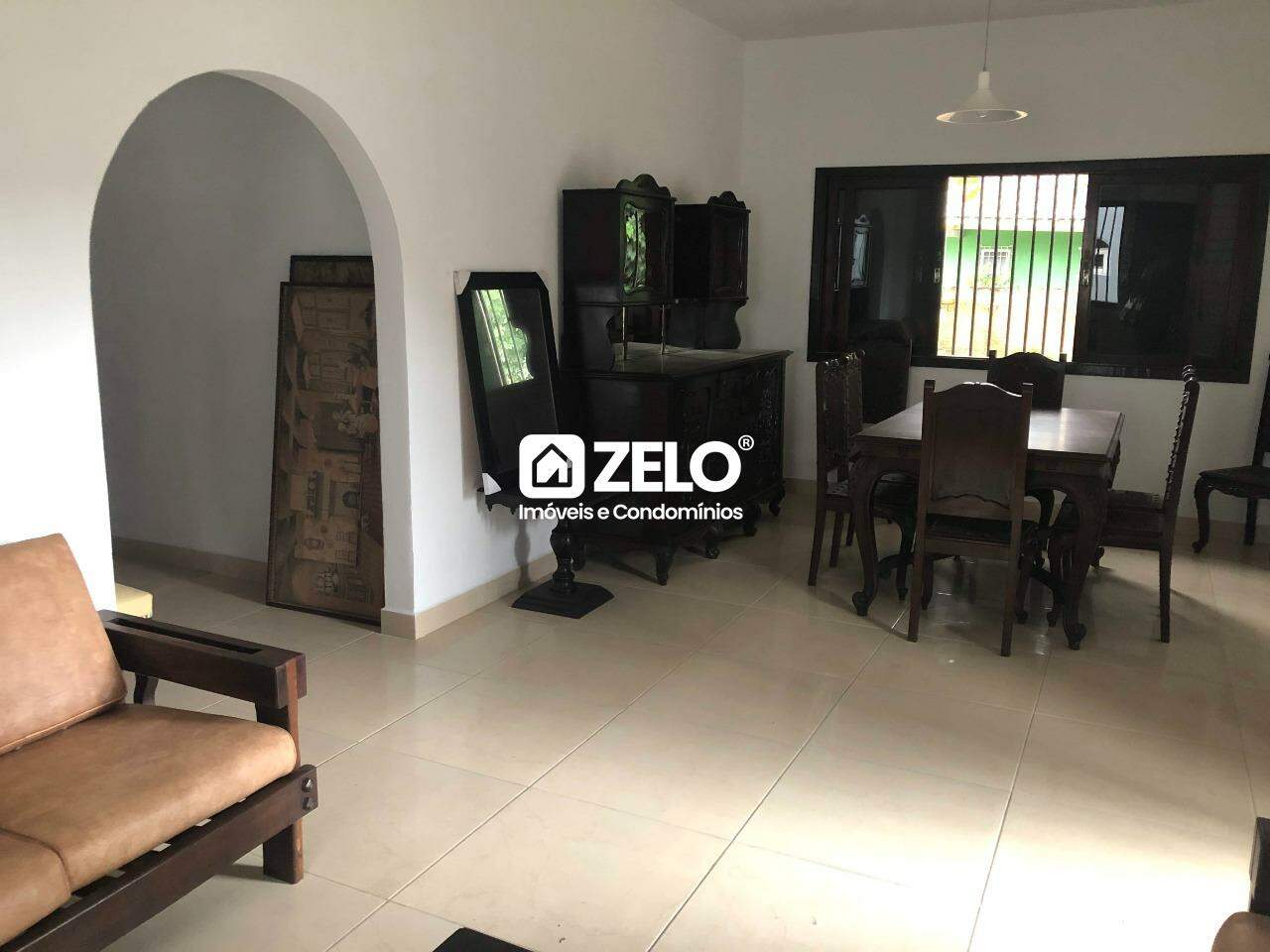 Casa em Guaiúba, Guarujá - SP | Zelo Imóveis: Sala de jantar
