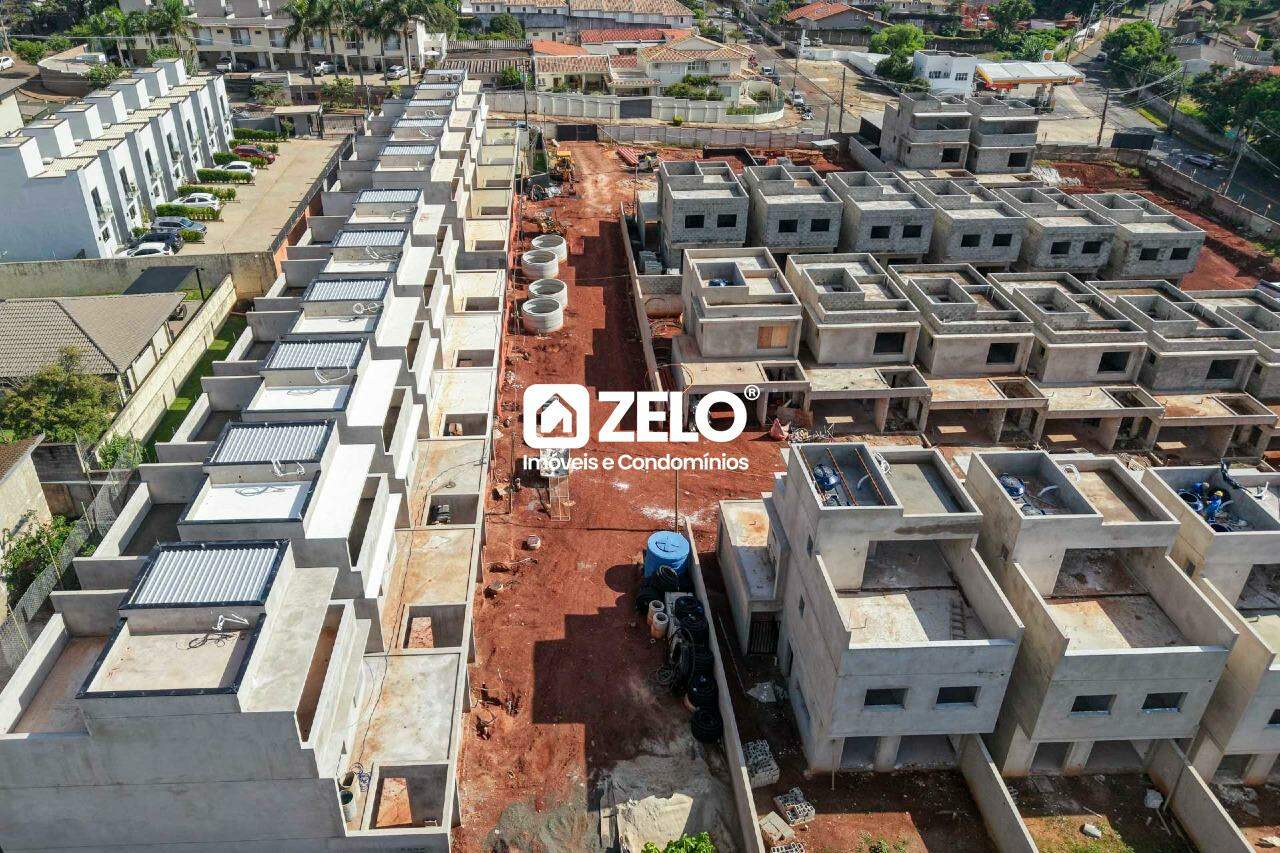Casa em Chácara Primavera, Campinas - SP | Zelo Imóveis: Vista aérea - obra em andamento