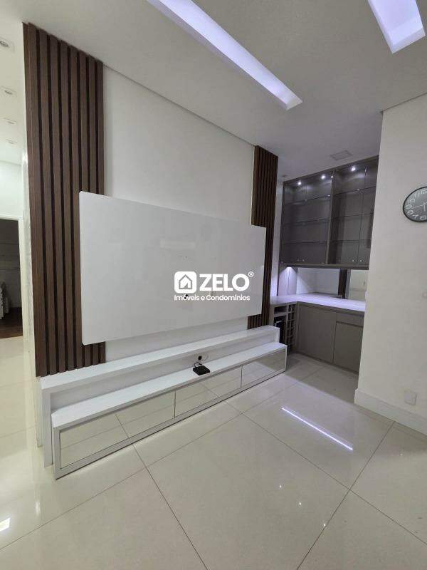 Apartamento em Parque Rural Fazenda Santa Cândida, Campinas - SP | Zelo Imóveis: Sala de estar