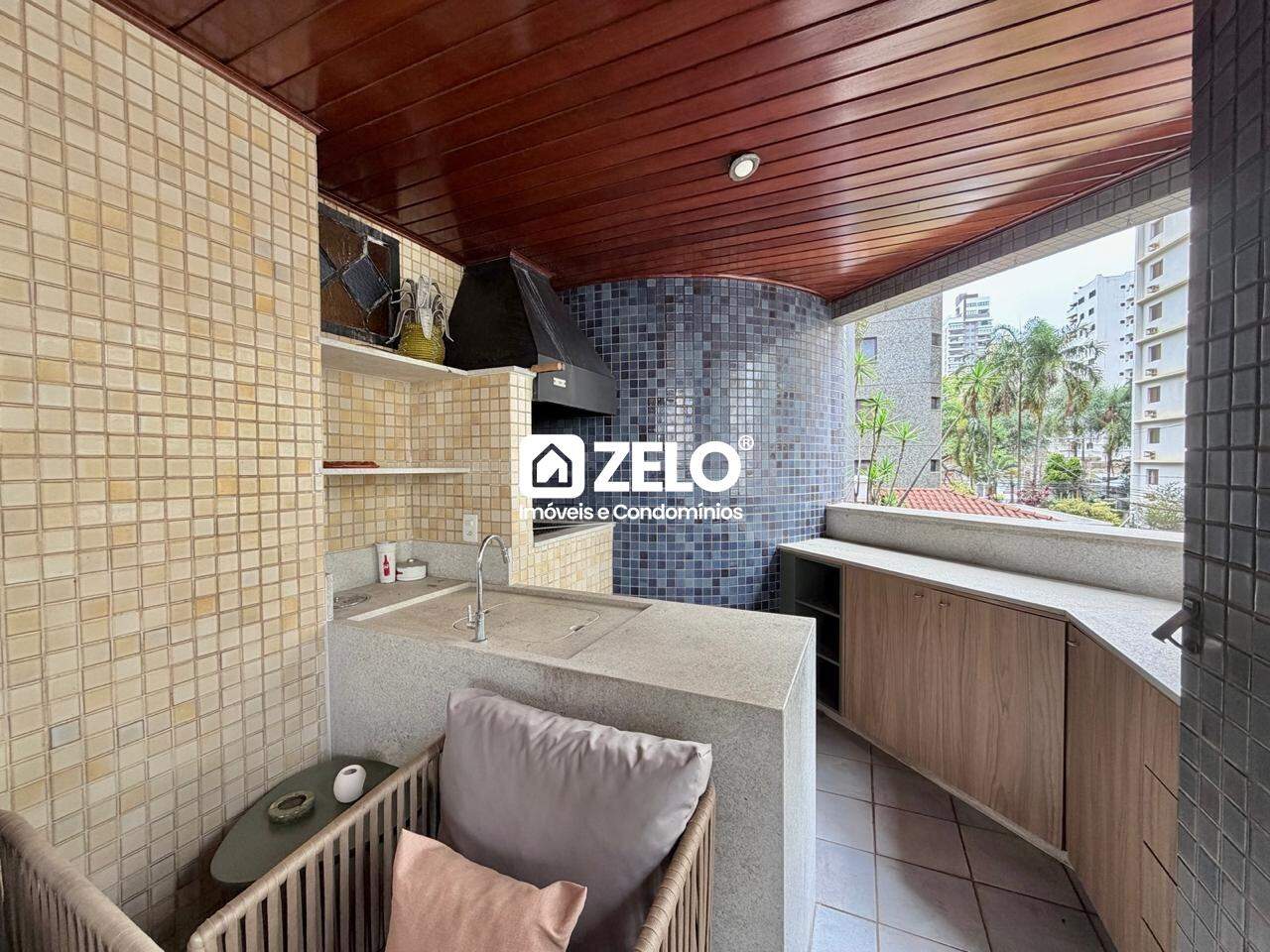 Apartamento em Cambuí, Campinas - SP | Zelo Imóveis: Varanda gourmet