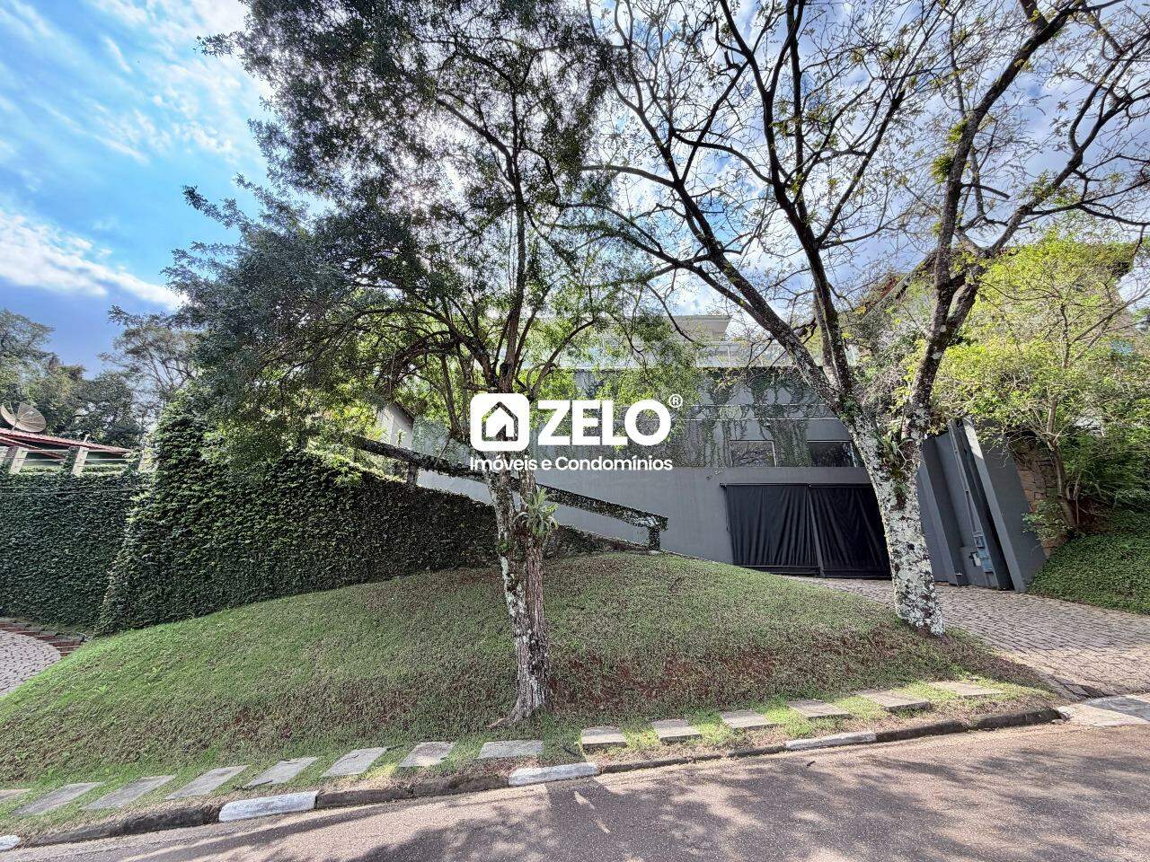 Casa em Condomínio em Chácara Flora, Valinhos - SP | Zelo Imóveis: Casa em Condomínio para alugar, Chácara Flora - Valinhos/SP