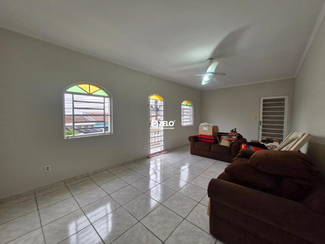 Casa em Cidade Jardim, Campinas - SP | Zelo Imóveis: Sala de estar
