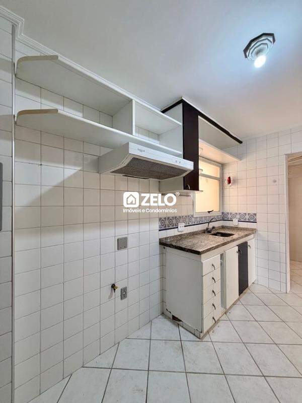 Apartamento em Parque Rural Fazenda Santa Cândida, Campinas - SP | Zelo Imóveis: Cozinha