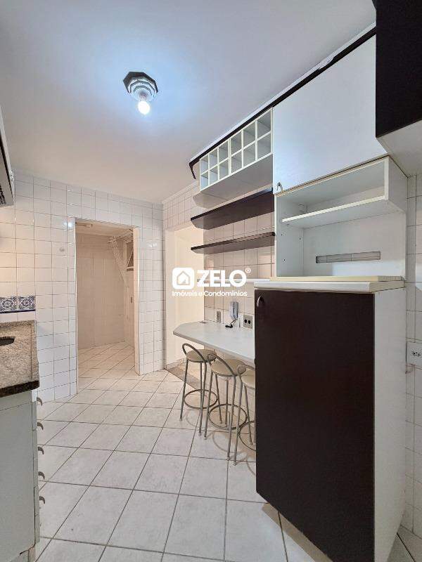 Apartamento em Parque Rural Fazenda Santa Cândida, Campinas - SP | Zelo Imóveis: Cozinha