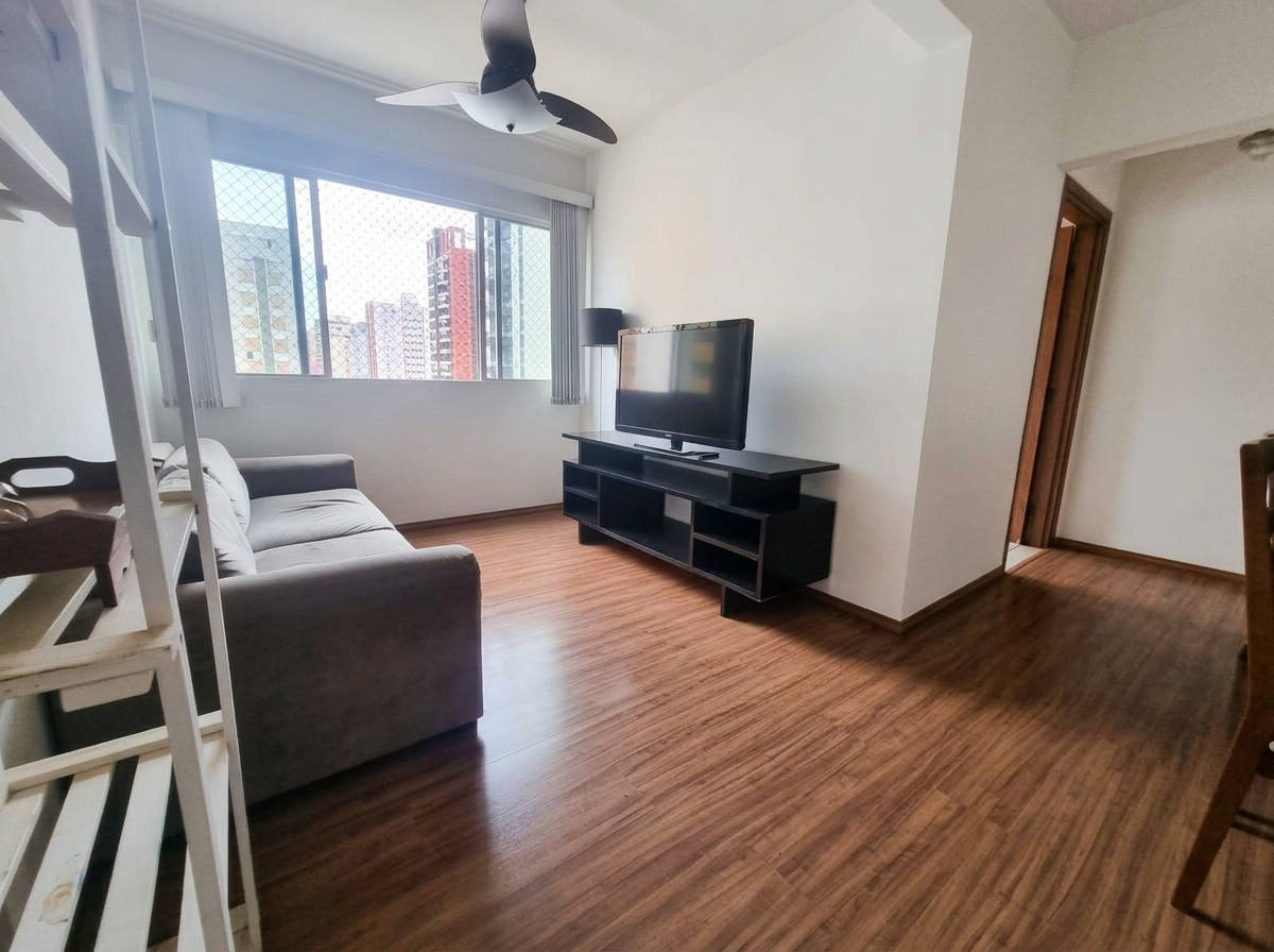 Apartamento | Edificio Rian | 2 quartos | para aluguel | Centro | Londrina: 